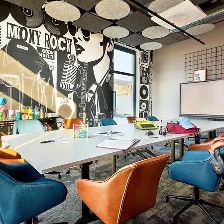 Moxy Hohenlohe فندق 3*